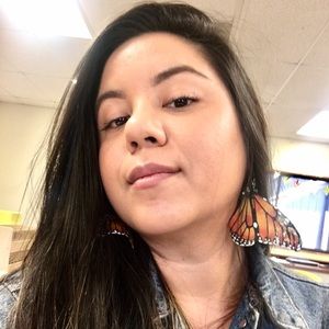 Meet your Posher, Justina